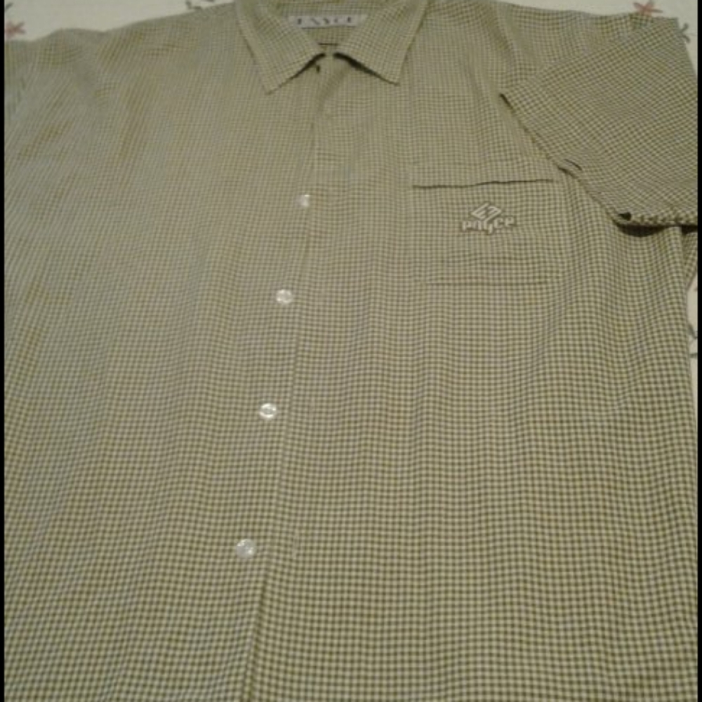 Button up - Picture 2 of 4